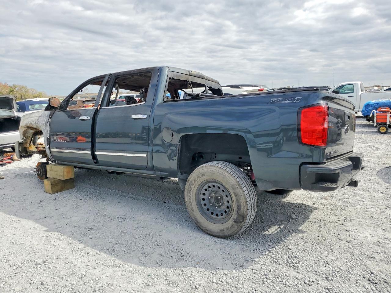 2018 CHEVROLET SILVERADO K1500 LT — снимка 2