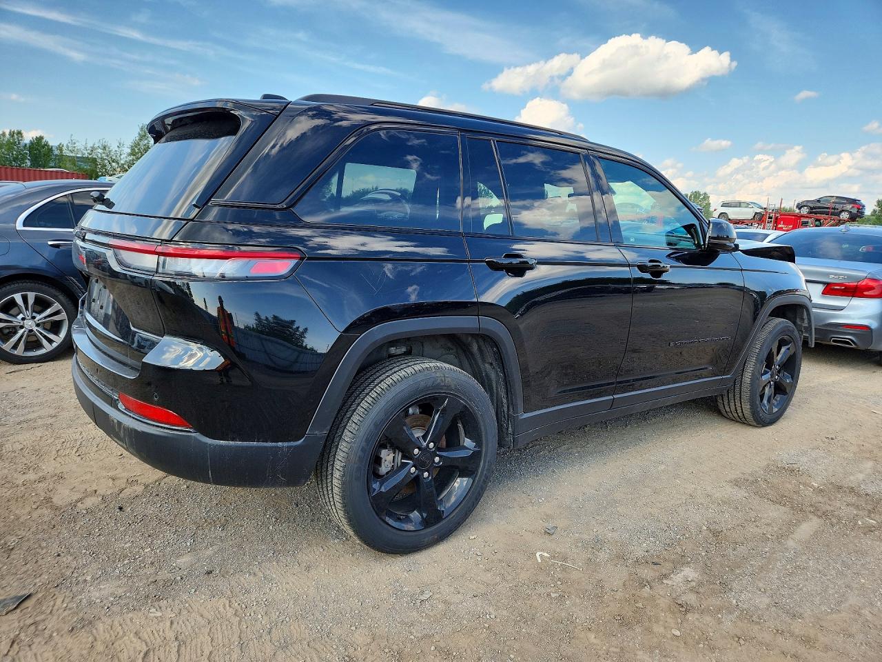 2025 JEEP GRAND CHEROKEE LAREDO — снимка 4