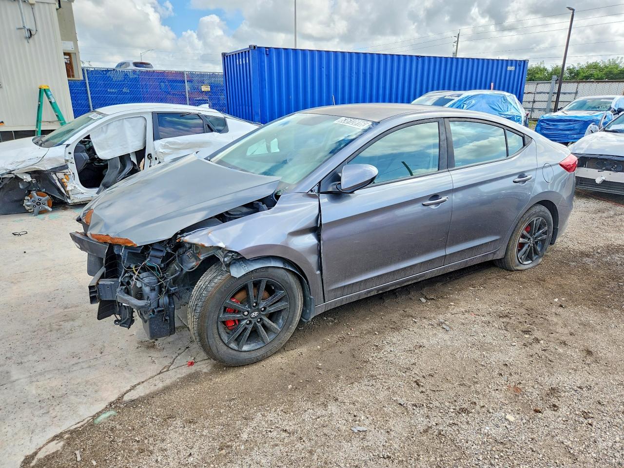 2018 HYUNDAI ELANTRA SE
