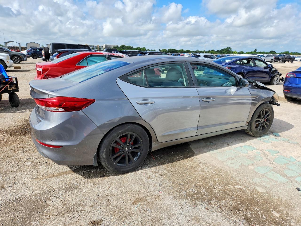 2018 HYUNDAI ELANTRA SE — снимка 3