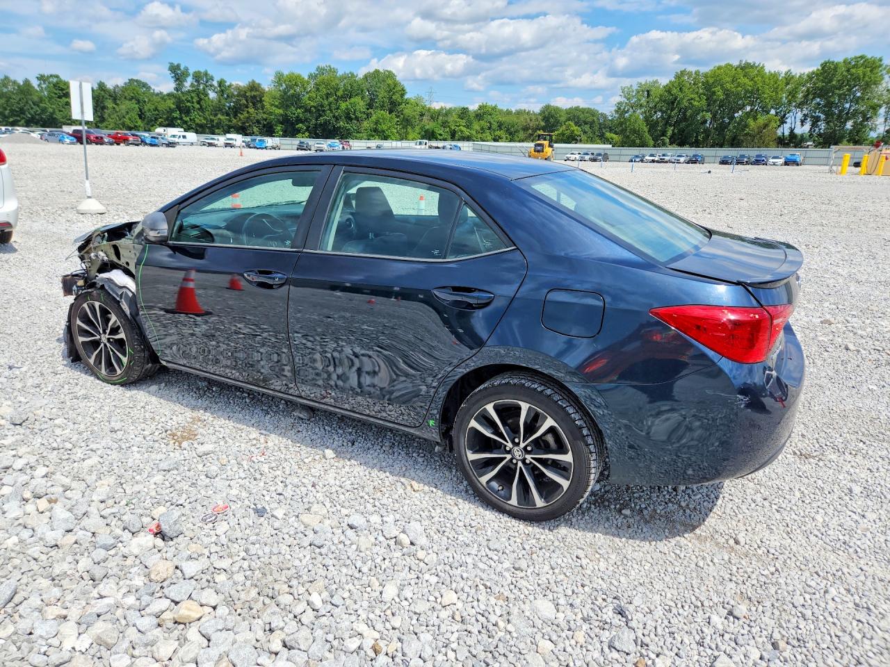 2017 TOYOTA COROLLA SE — снимка 2