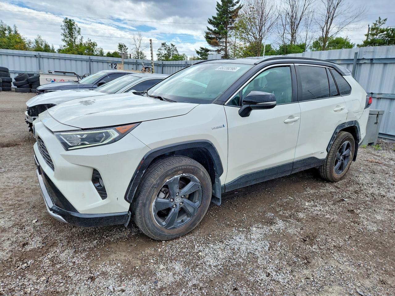 2020 TOYOTA RAV4 HYBRID XLE