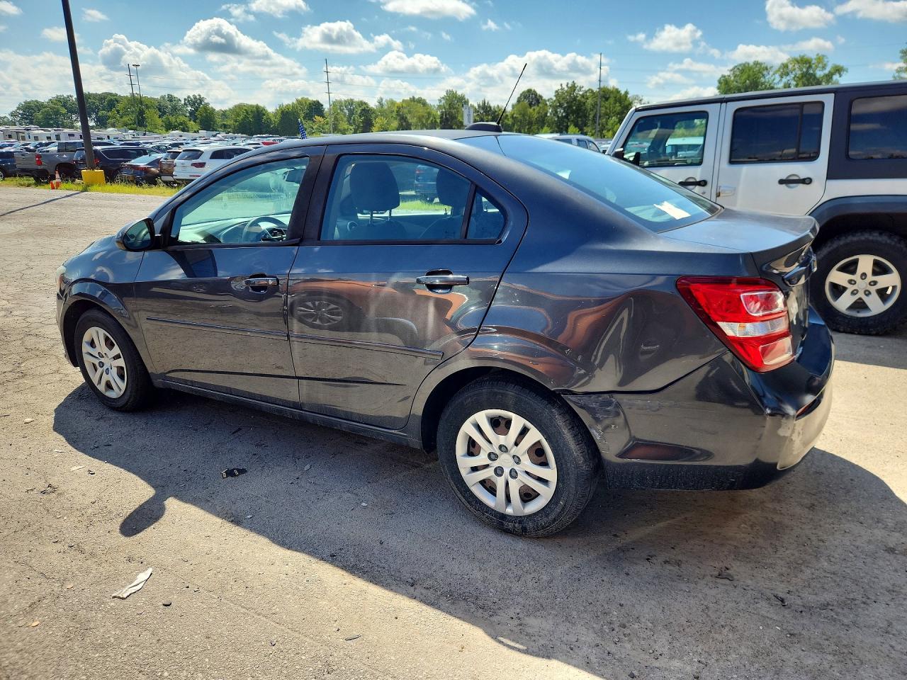 2017 CHEVROLET SONIC LS — снимка 2