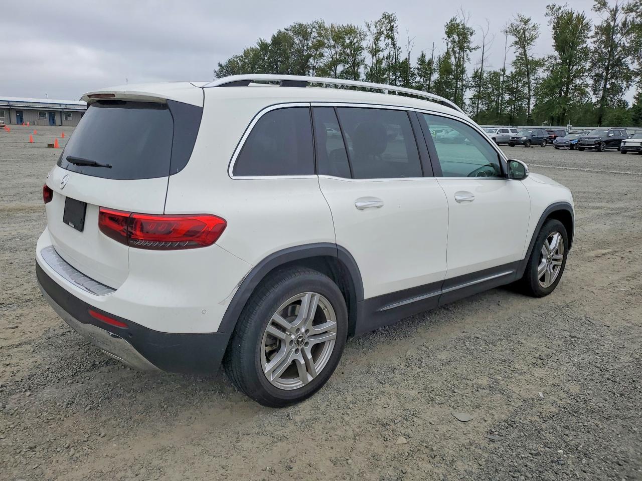 2020 MERCEDES-BENZ GLB 250 — снимка 3