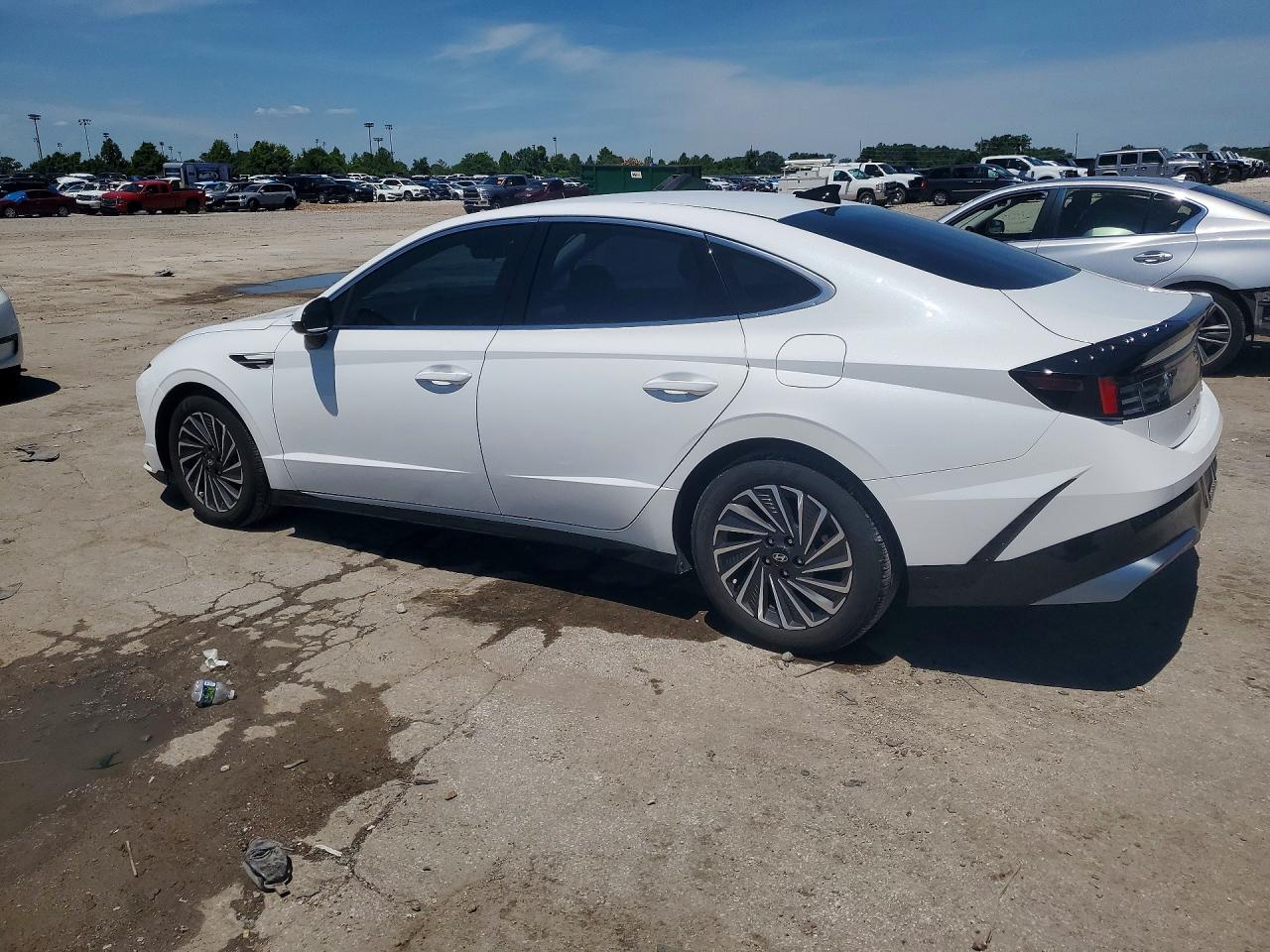 2024 HYUNDAI SONATA HYBRID SEL — снимка 2