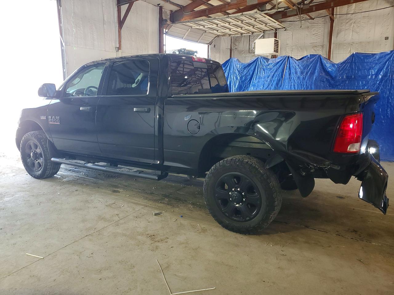 2016 RAM 2500 SLT — снимка 2