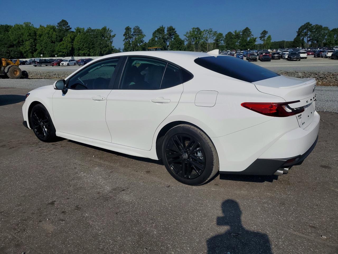2026 TOYOTA CAMRY SE — снимка 2