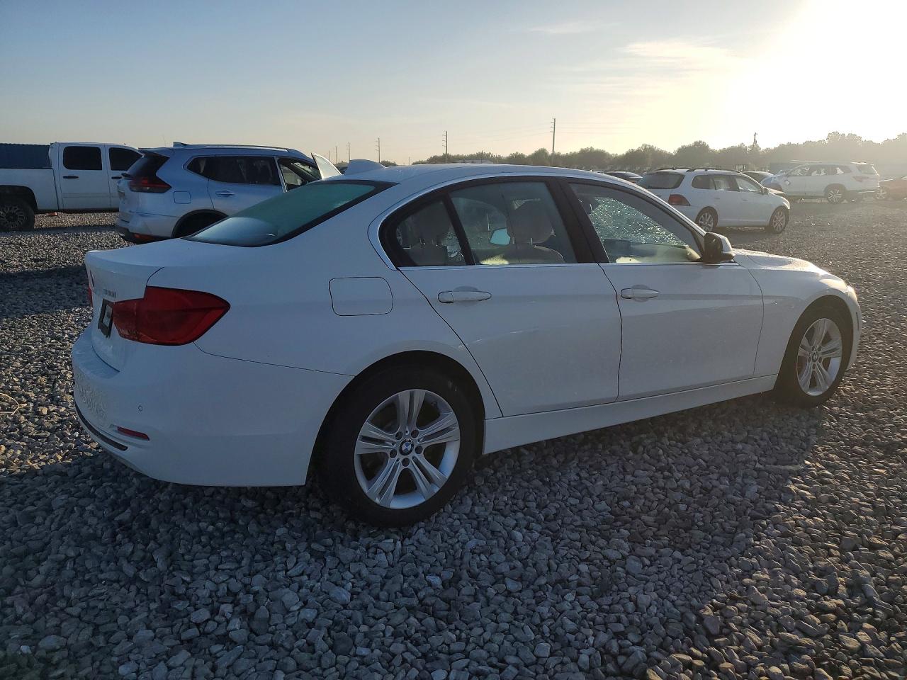 2018 BMW 330 I — снимка 3