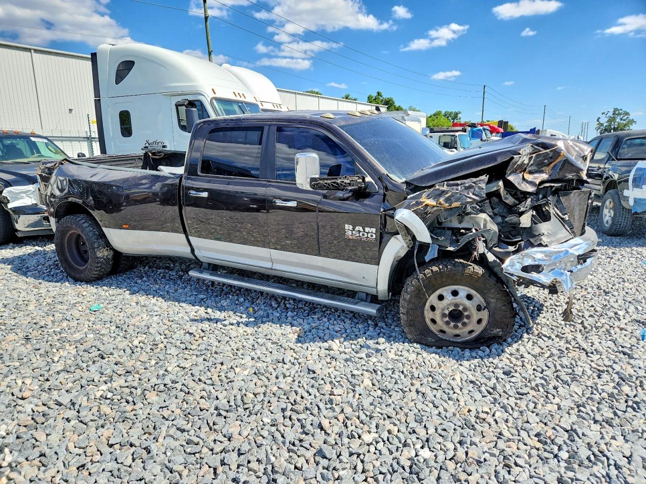 2017 RAM 3500 LARAMIE