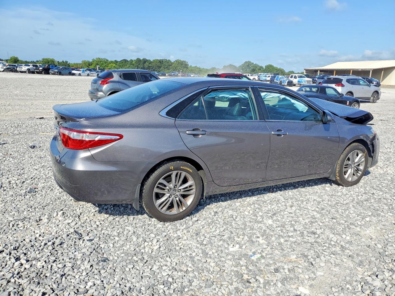 2017 TOYOTA CAMRY SE — снимка 3