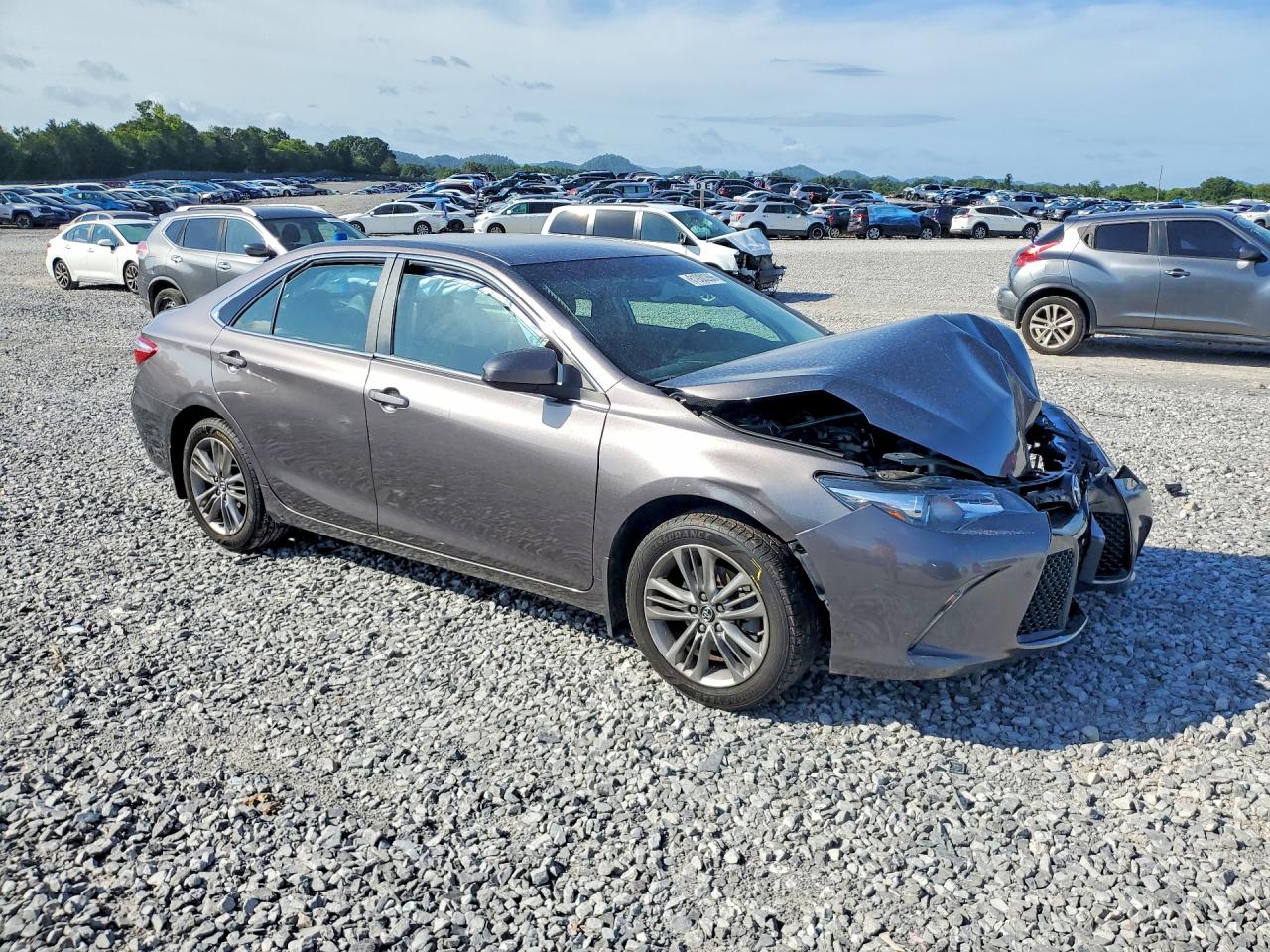 2017 TOYOTA CAMRY SE — снимка 4