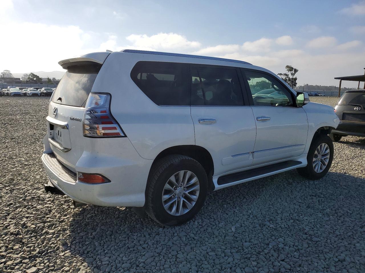 2017 LEXUS GX 460 — снимка 3