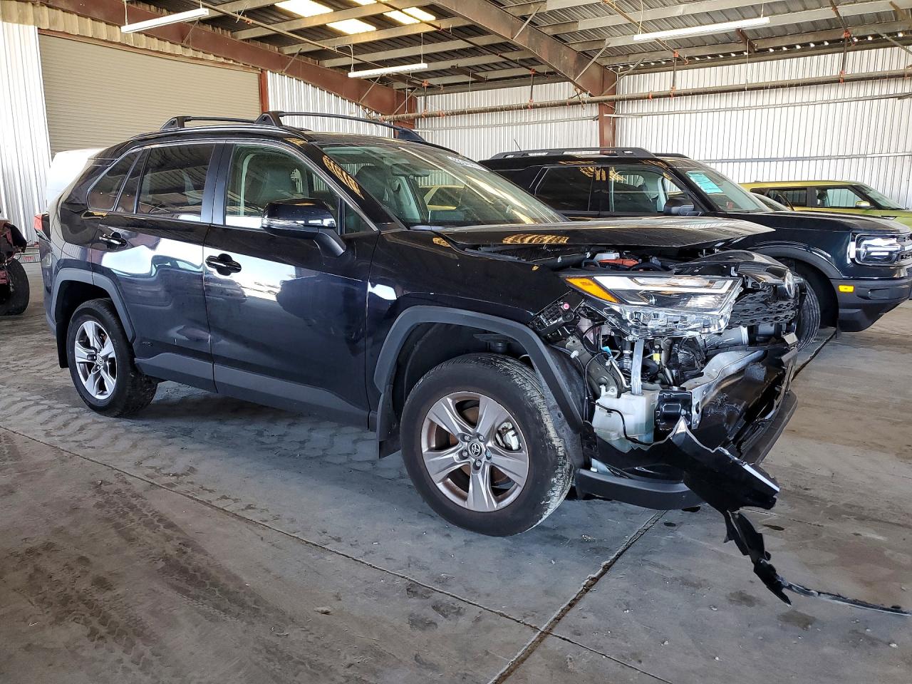 2025 TOYOTA RAV4 HYBRID XLE — снимка 4