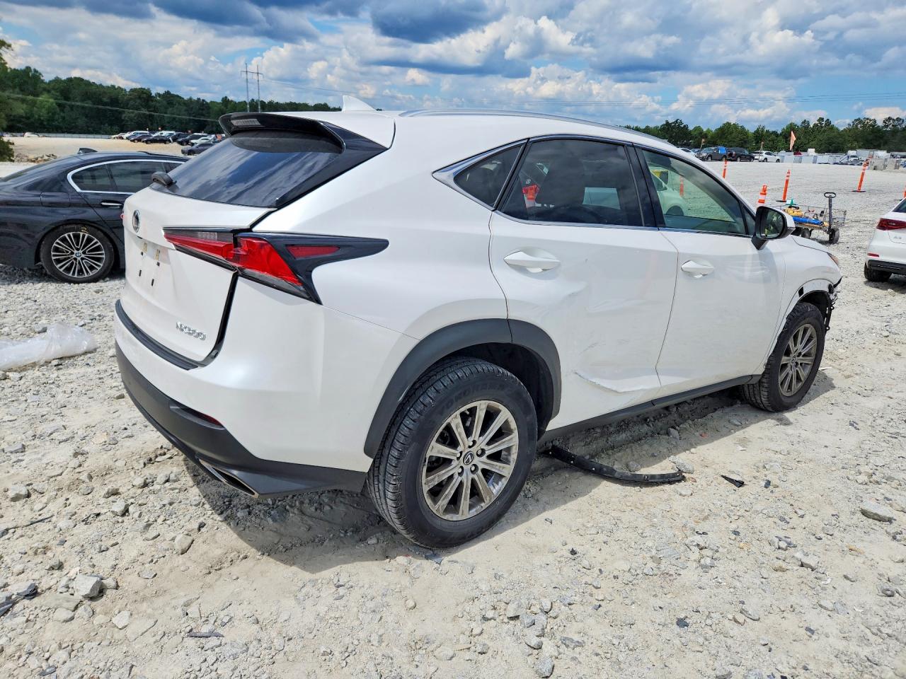 2021 LEXUS NX 300 BASE — снимка 3