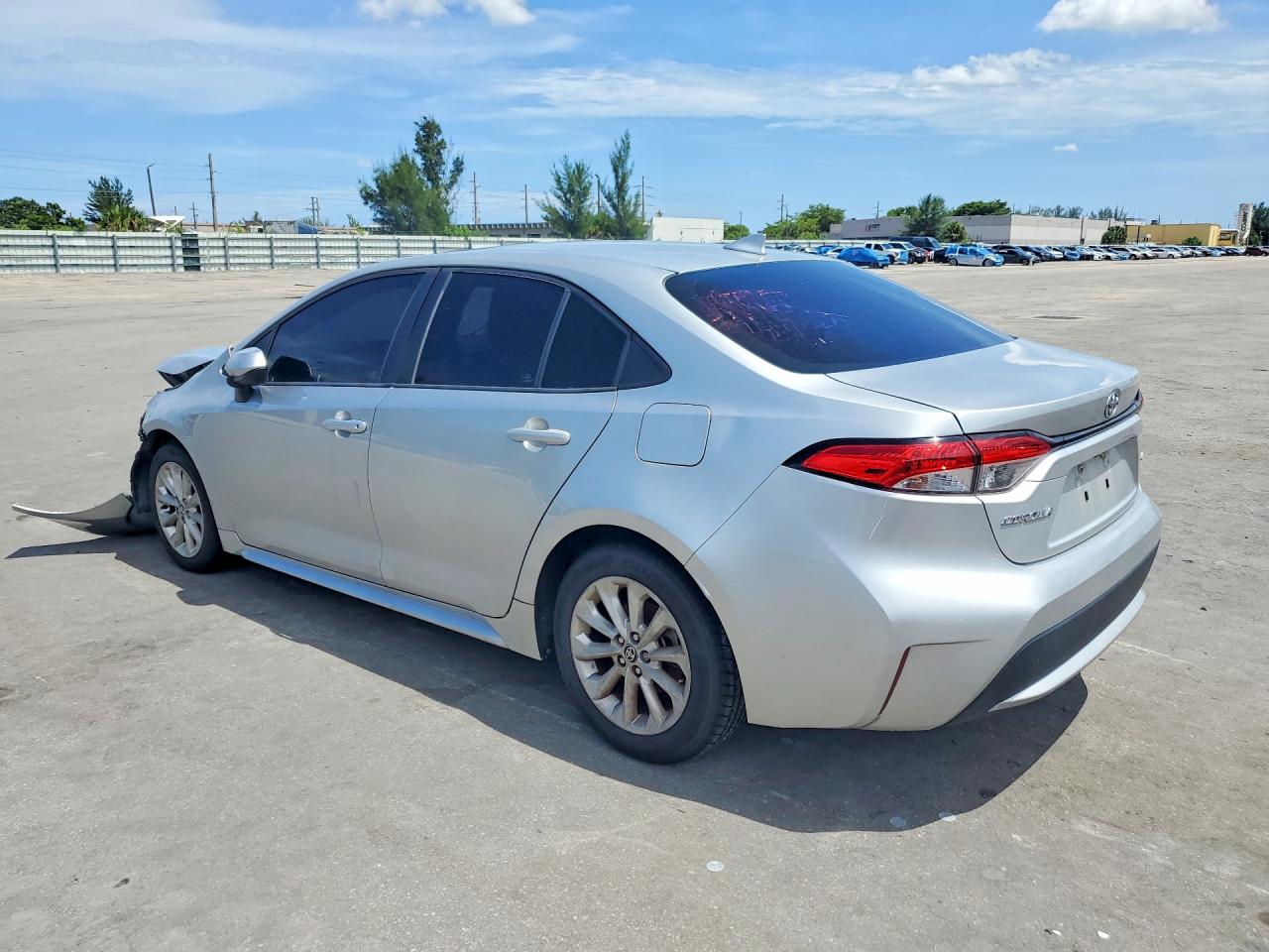 2020 TOYOTA COROLLA LE — снимка 2