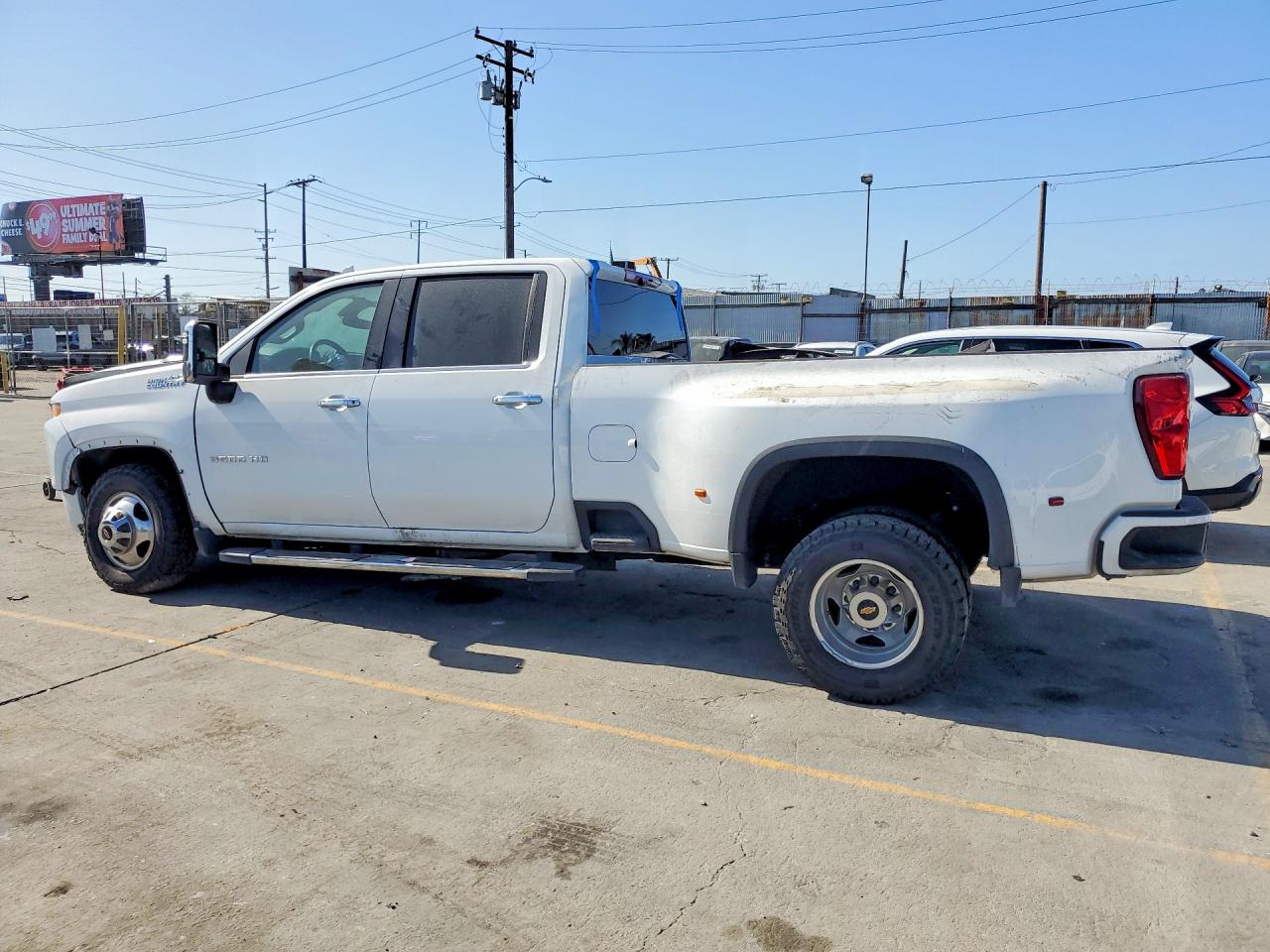 2023 CHEVROLET SILVERADO K3500 HIGH COUNTRY — снимка 2