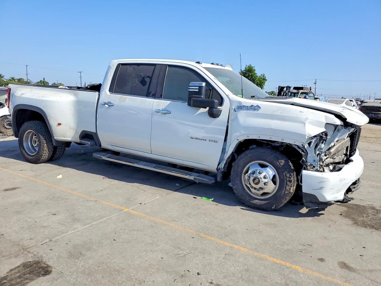 2023 CHEVROLET SILVERADO K3500 HIGH COUNTRY — снимка 4