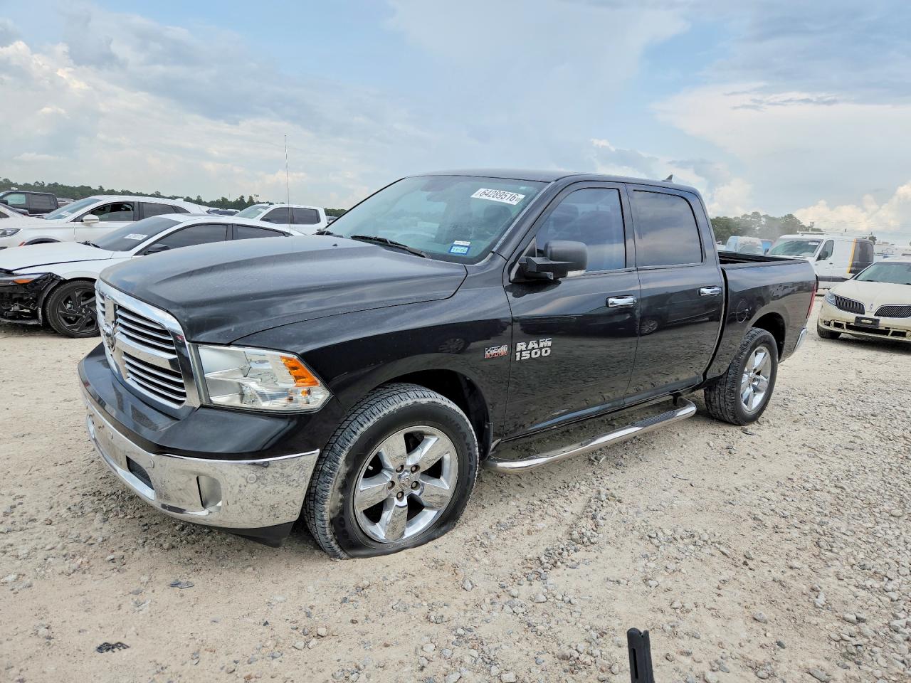 2016 RAM 1500 SLT