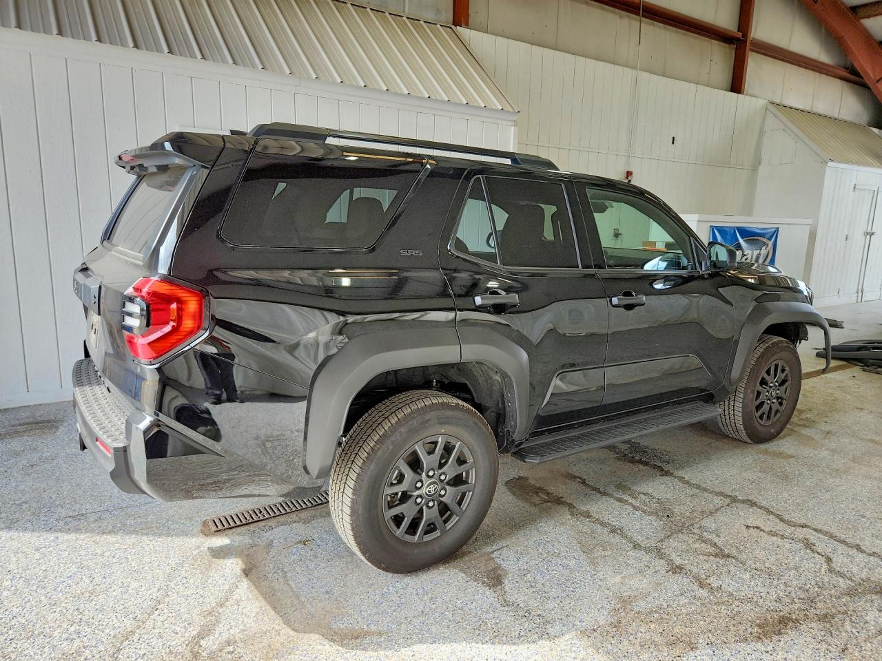 2026 TOYOTA 4RUNNER SR5 — снимка 3