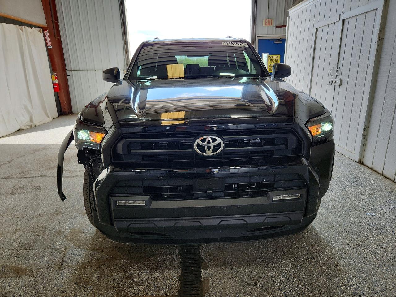 2026 TOYOTA 4RUNNER SR5 — снимка 5