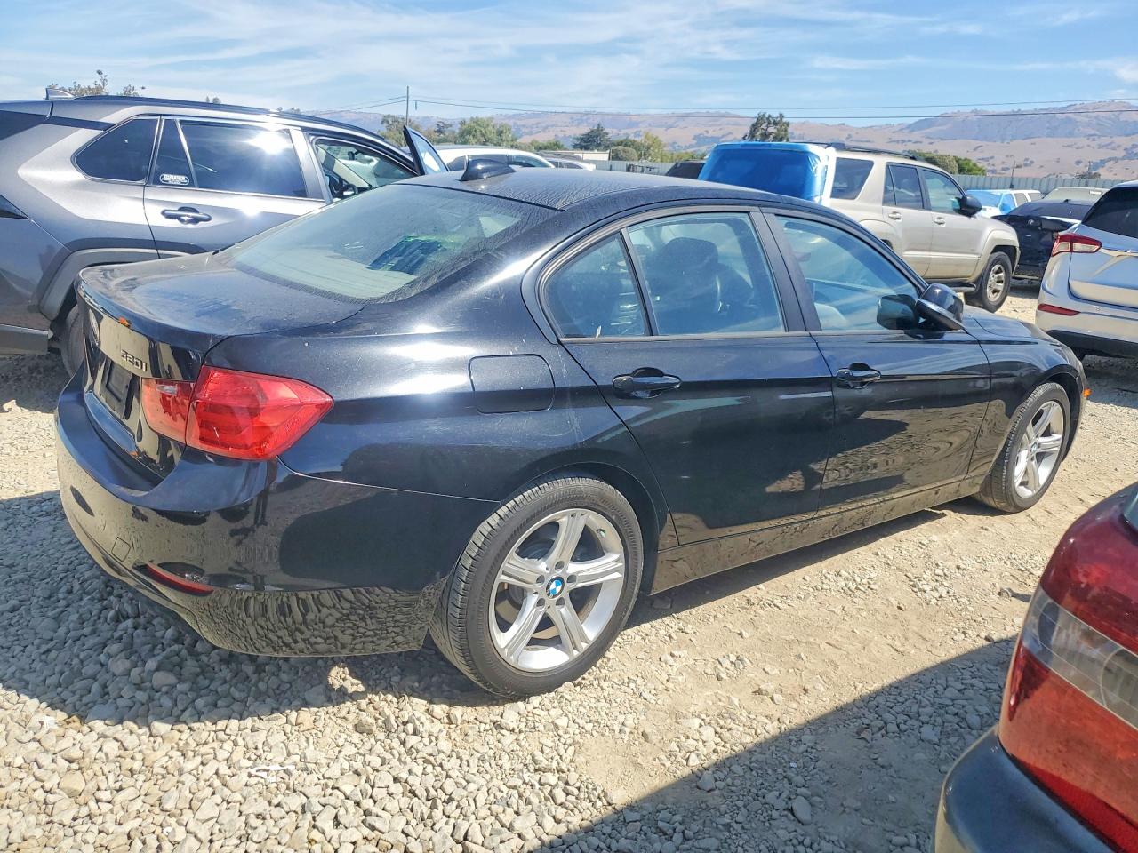 2014 BMW 320 I — снимка 3