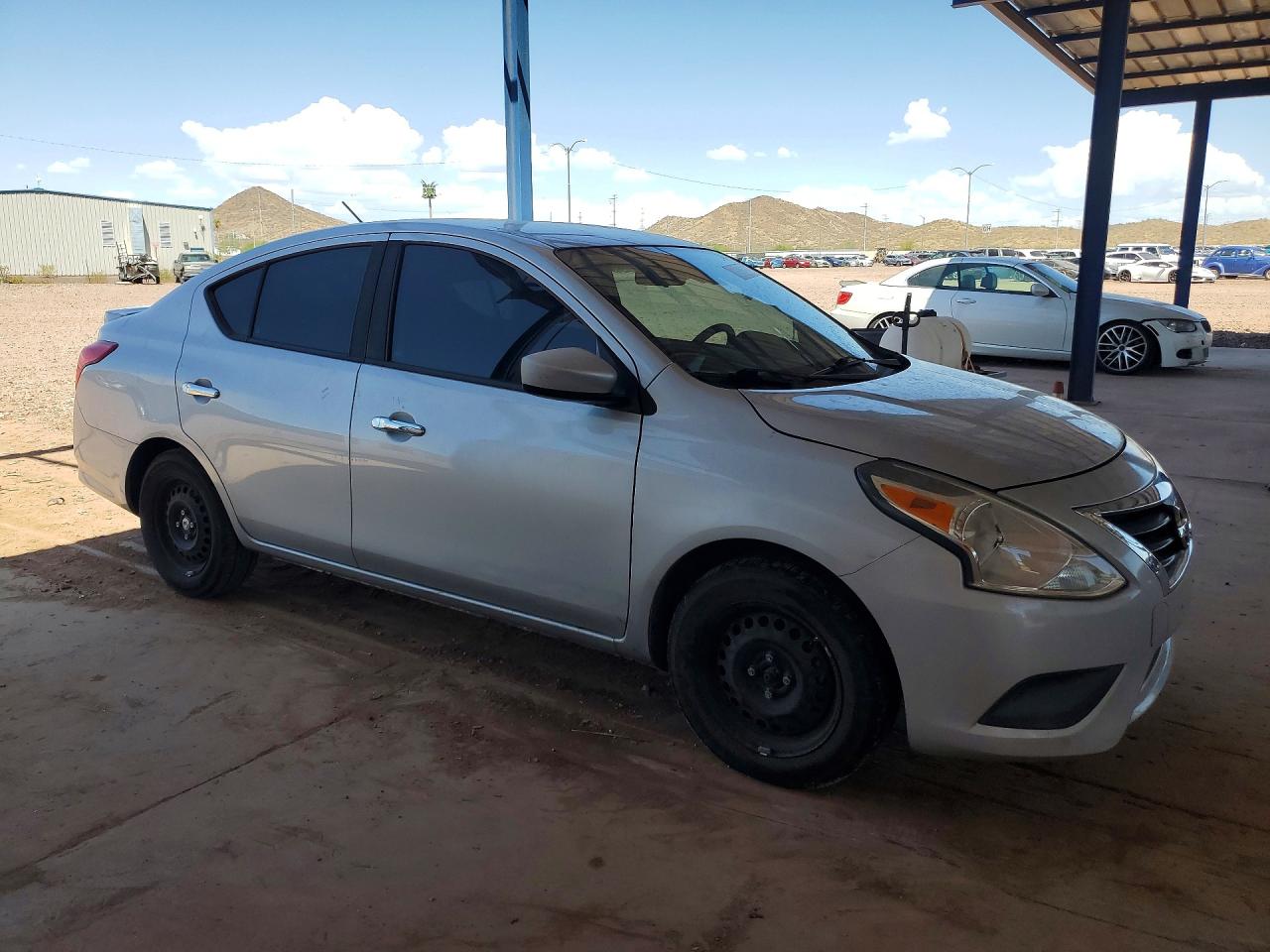 2017 NISSAN VERSA 1.6 SV — снимка 4