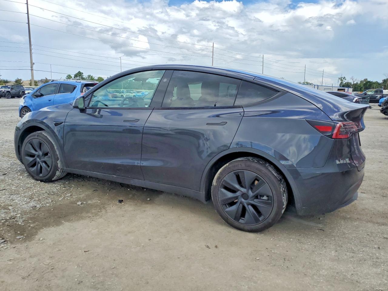 2024 TESLA MODEL Y — снимка 2