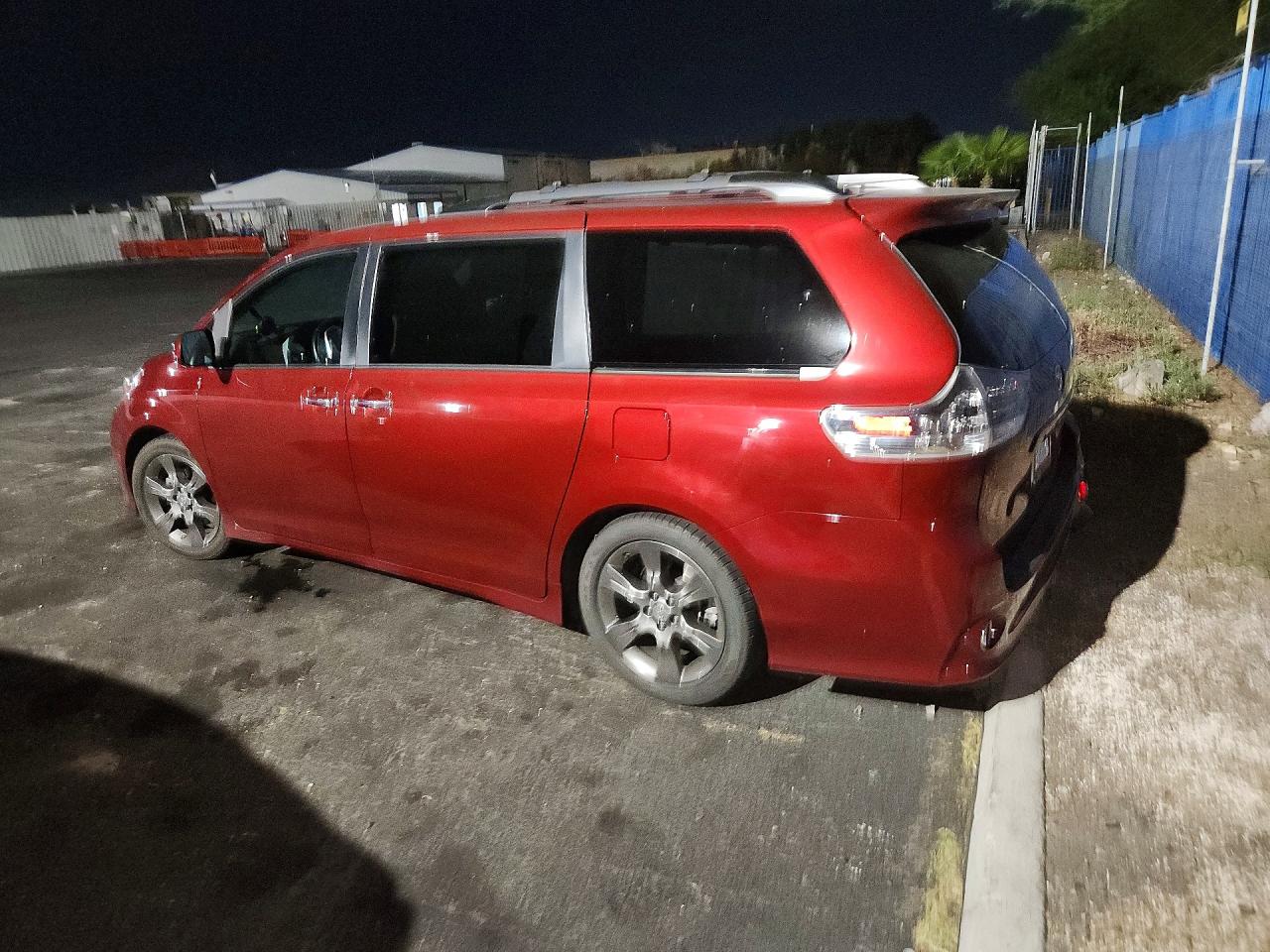 2016 TOYOTA SIENNA — снимка 2
