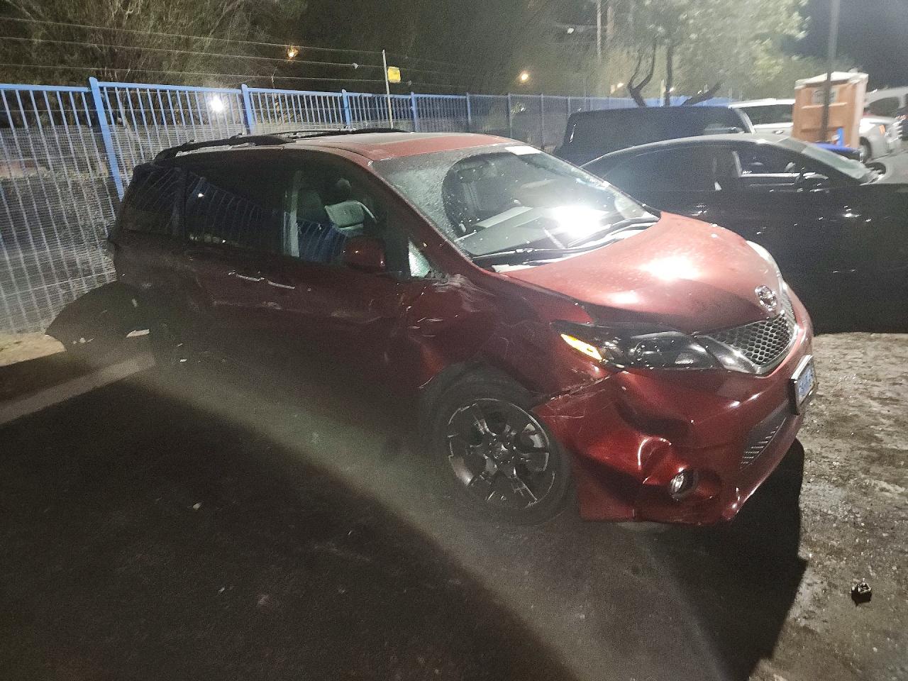 2016 TOYOTA SIENNA — снимка 4