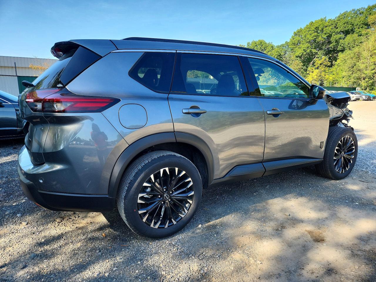 2026 NISSAN ROGUE DARK ARMOR — снимка 3