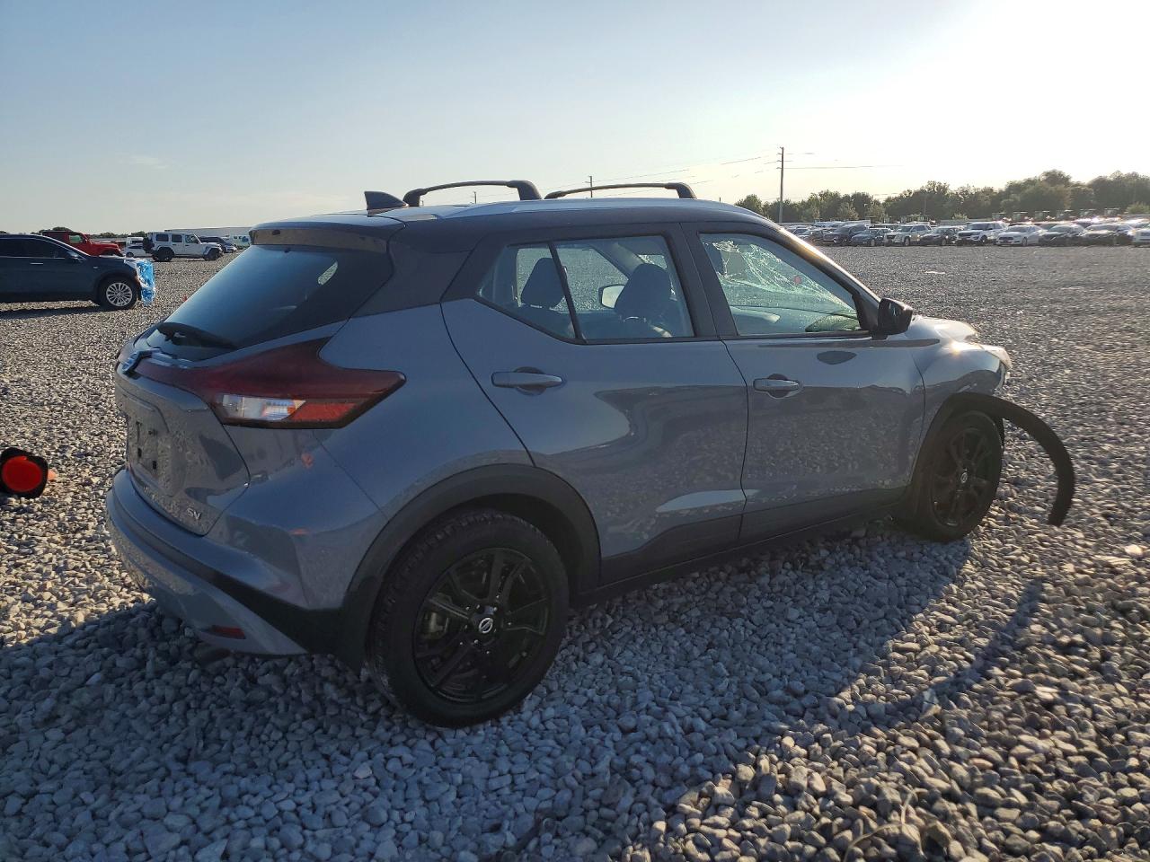 2021 NISSAN KICKS SV — снимка 3