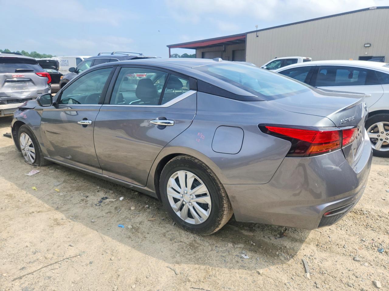 2020 NISSAN ALTIMA S — снимка 2