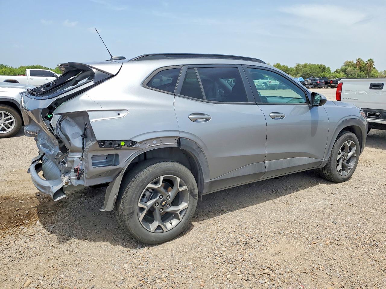 2025 CHEVROLET TRAX 1LT — снимка 3