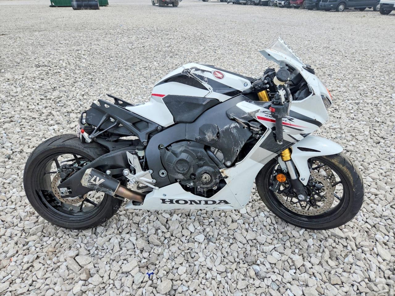 2026 HONDA CBR1000 RR