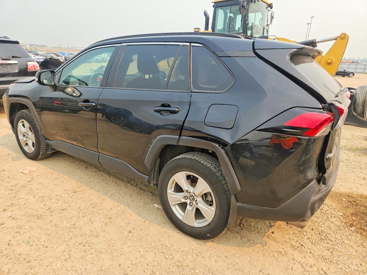 2019 TOYOTA RAV4 LE — снимка 2