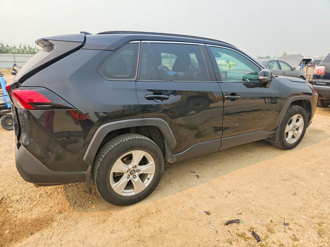 2019 TOYOTA RAV4 LE — снимка 3