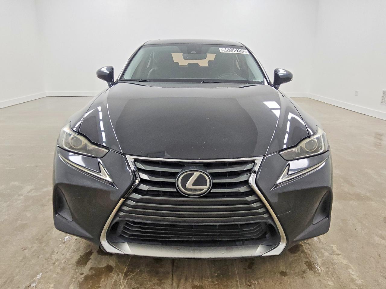 2018 LEXUS IS 300 — снимка 5