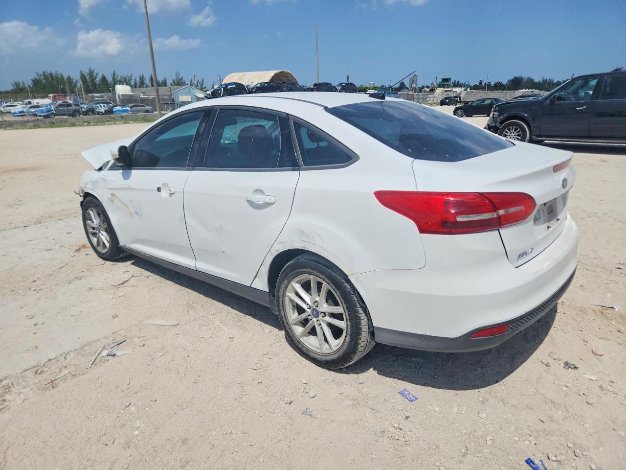 2015 FORD FOCUS SE — снимка 2