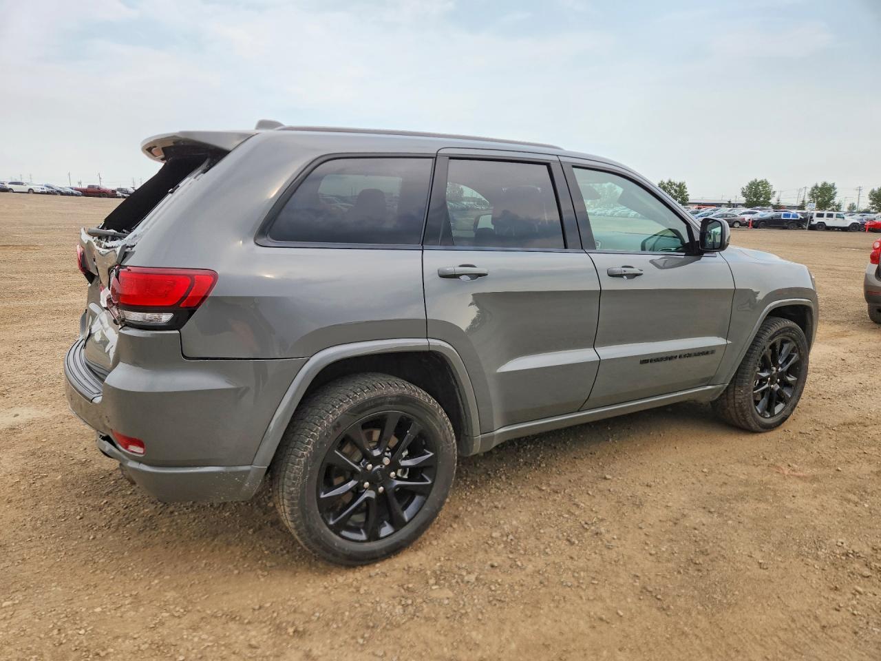 2022 JEEP GRAND CHEROKEE LAREDO E — снимка 3