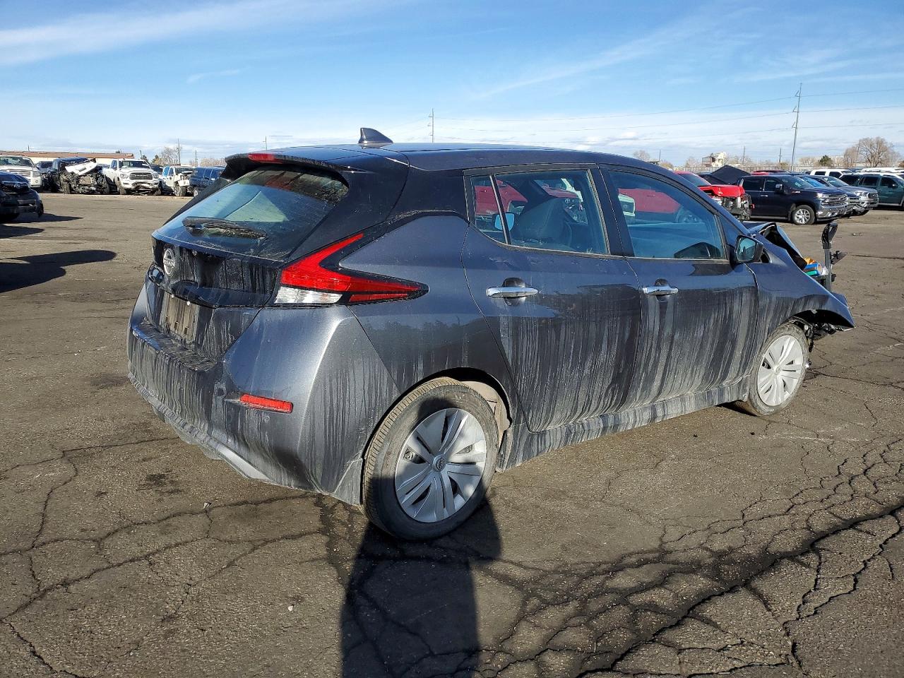 2025 NISSAN LEAF S — снимка 3