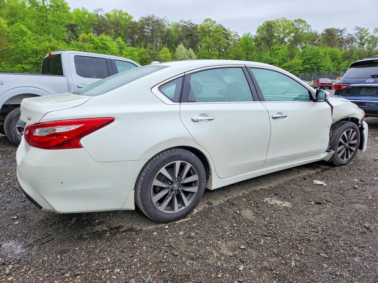 2017 NISSAN ALTIMA 2.5 SV — снимка 3