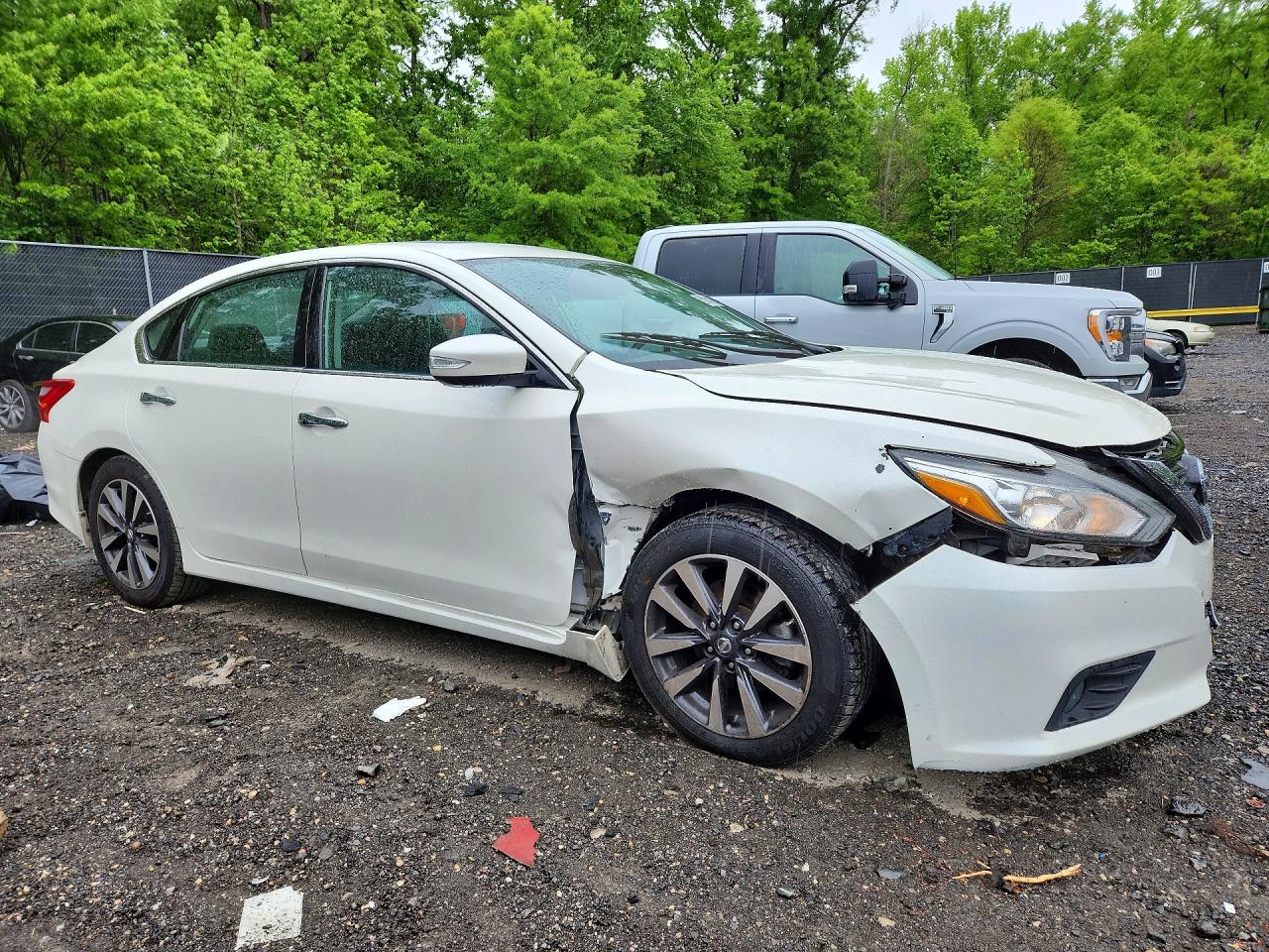 2017 NISSAN ALTIMA 2.5 SV — снимка 4