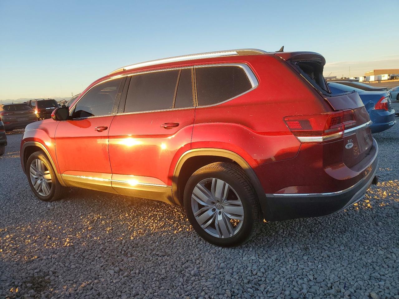 2019 VOLKSWAGEN ATLAS SEL PREMIUM — снимка 2