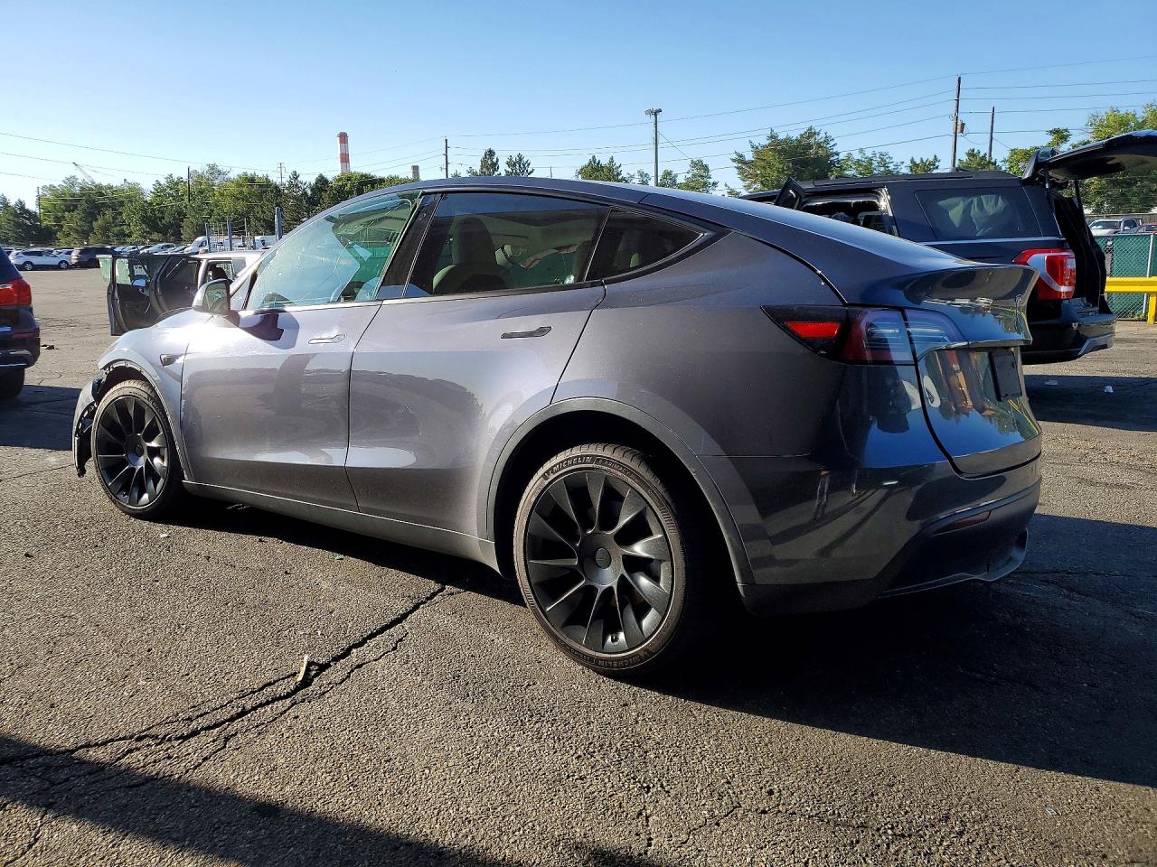 2023 TESLA MODEL Y — снимка 2