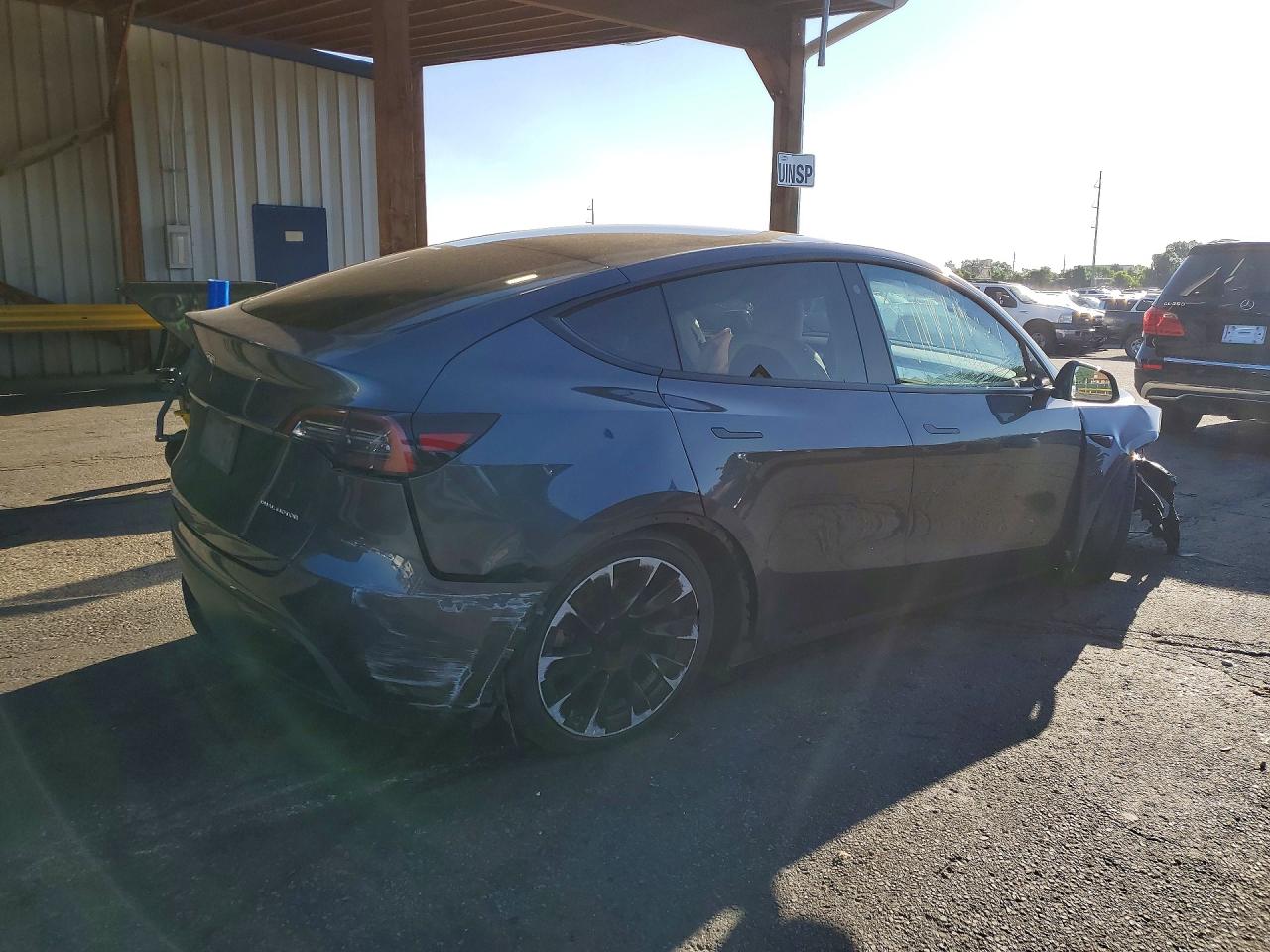 2023 TESLA MODEL Y — снимка 3