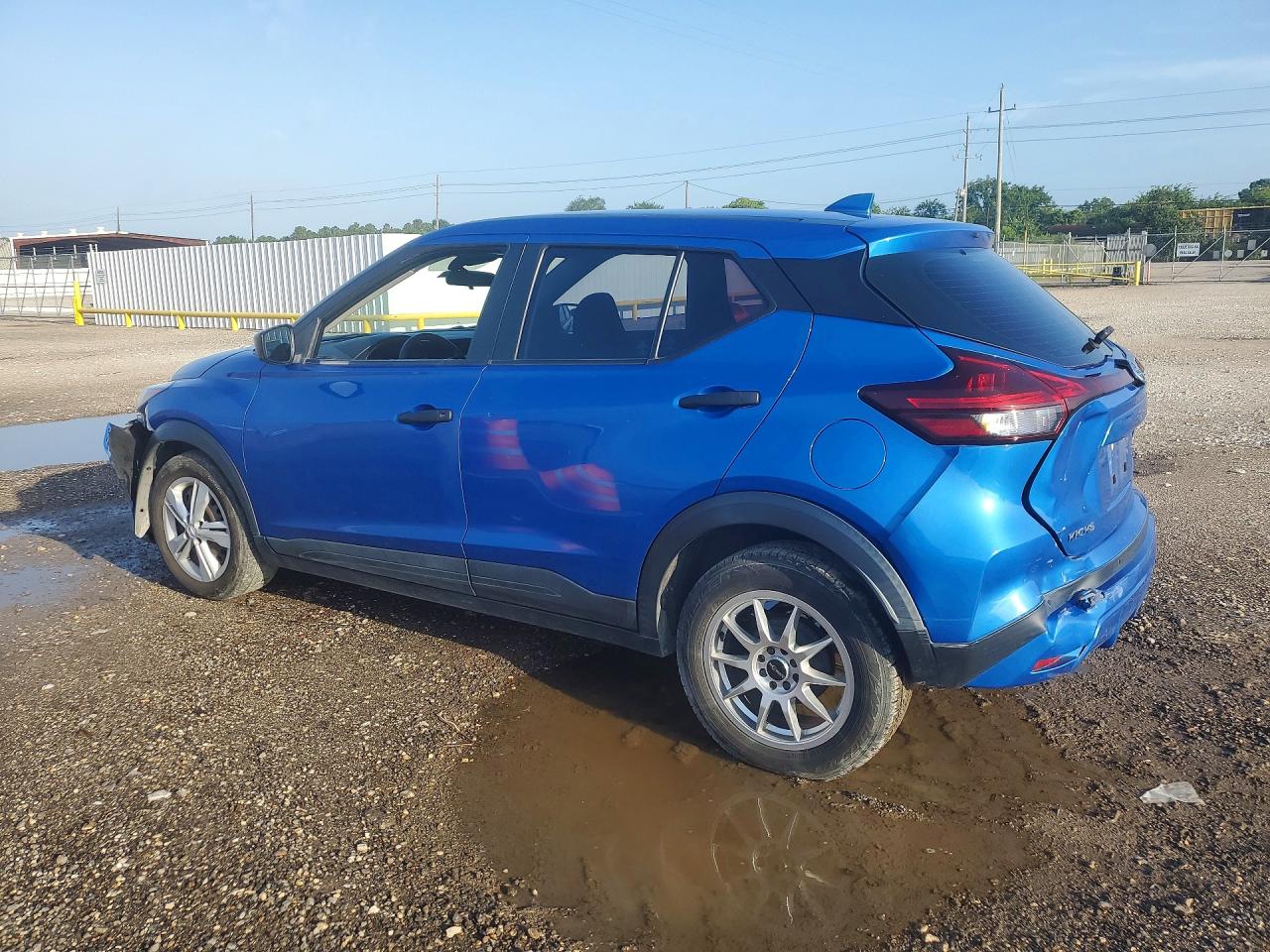 2021 NISSAN KICKS S — снимка 2