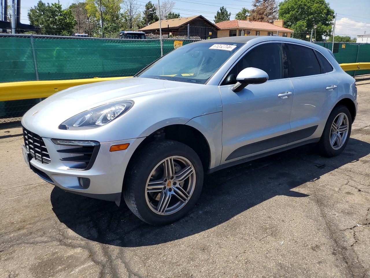2015 PORSCHE MACAN S