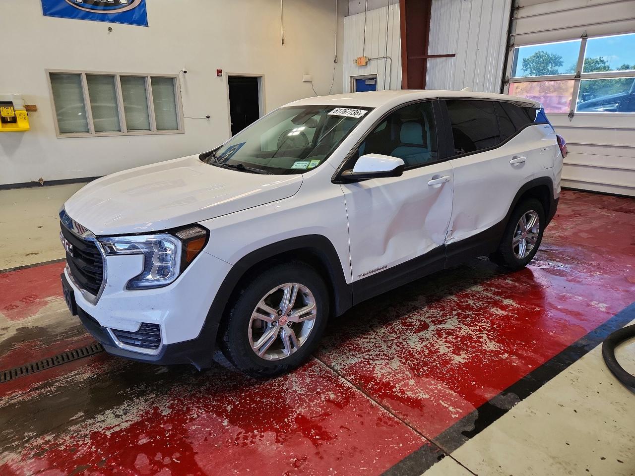 2022 GMC TERRAIN SLE