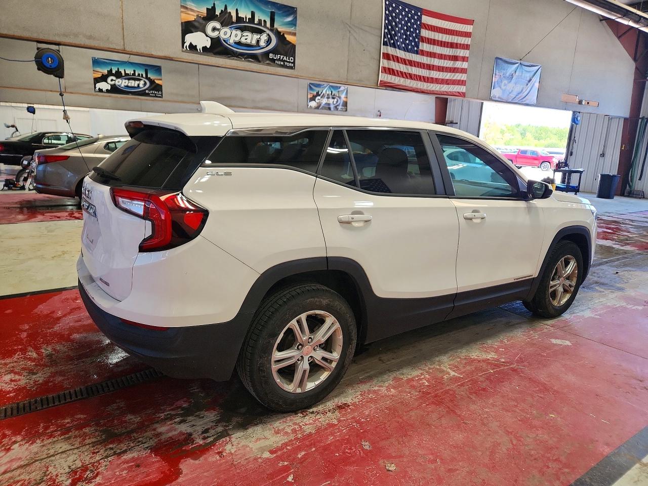 2022 GMC TERRAIN SLE — снимка 3