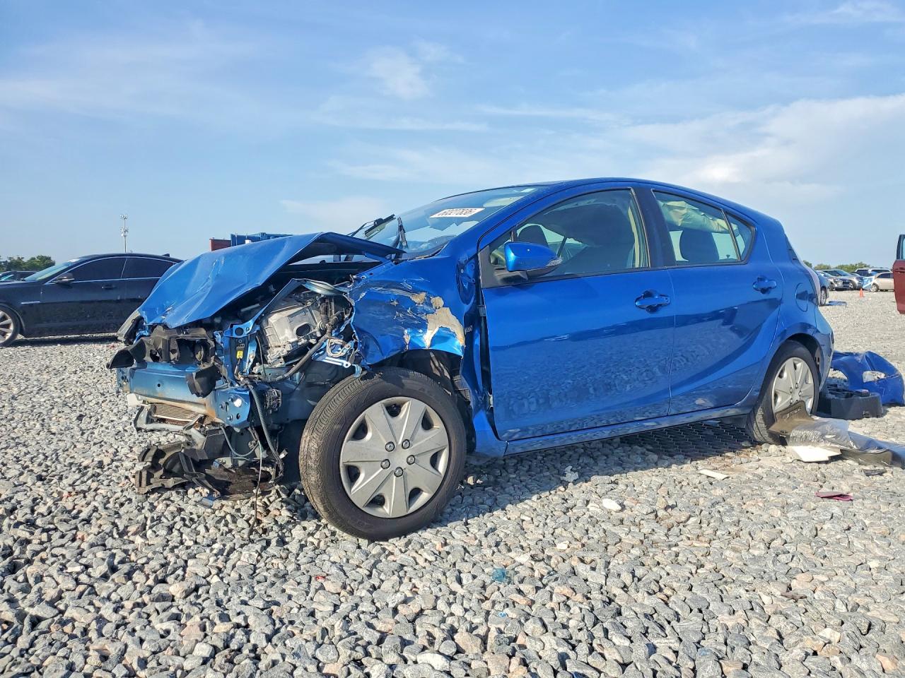 2015 TOYOTA PRIUS C TWO